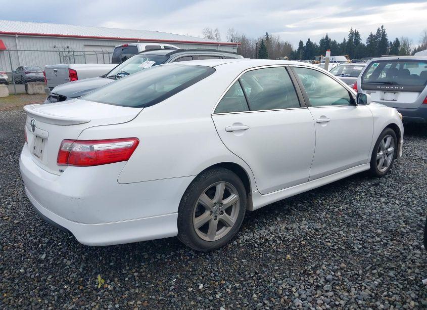 Photo 4 of 2009 Toyota Camry SE (VIN 4T1BE46K69U889673)