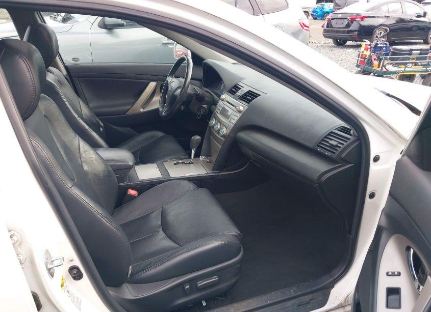 Photo 5 of 2009 Toyota Camry SE (VIN 4T1BE46K69U889673)