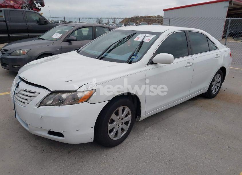 Photo 2 of 2009 Toyota Camry LE (VIN 4T1BE46K69U897370)