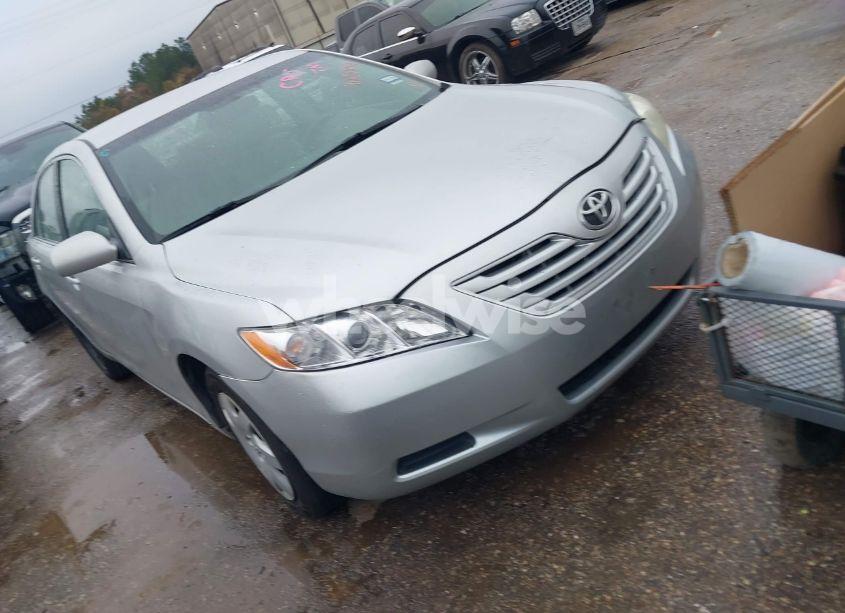 2009 Toyota Camry LE (VIN 4T1BE46K69U907105) main photo