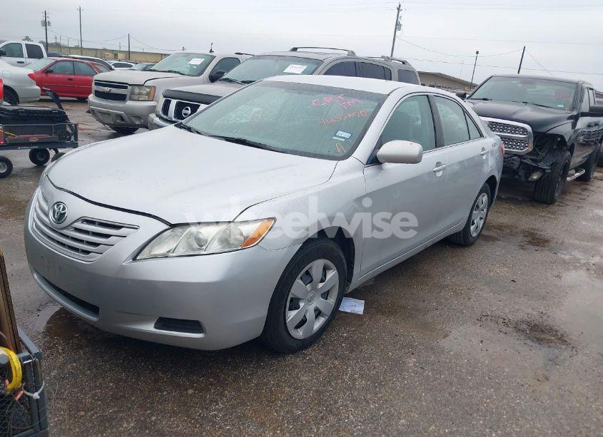 Photo 2 of 2009 Toyota Camry LE (VIN 4T1BE46K69U907105)
