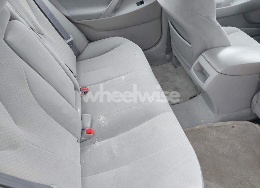 Photo 8 of 2009 Toyota Camry LE (VIN 4T1BE46K69U907105)
