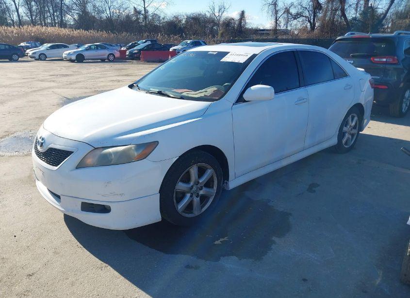 Photo 2 of 2009 Toyota Camry SE (VIN 4T1BE46K69U920453)