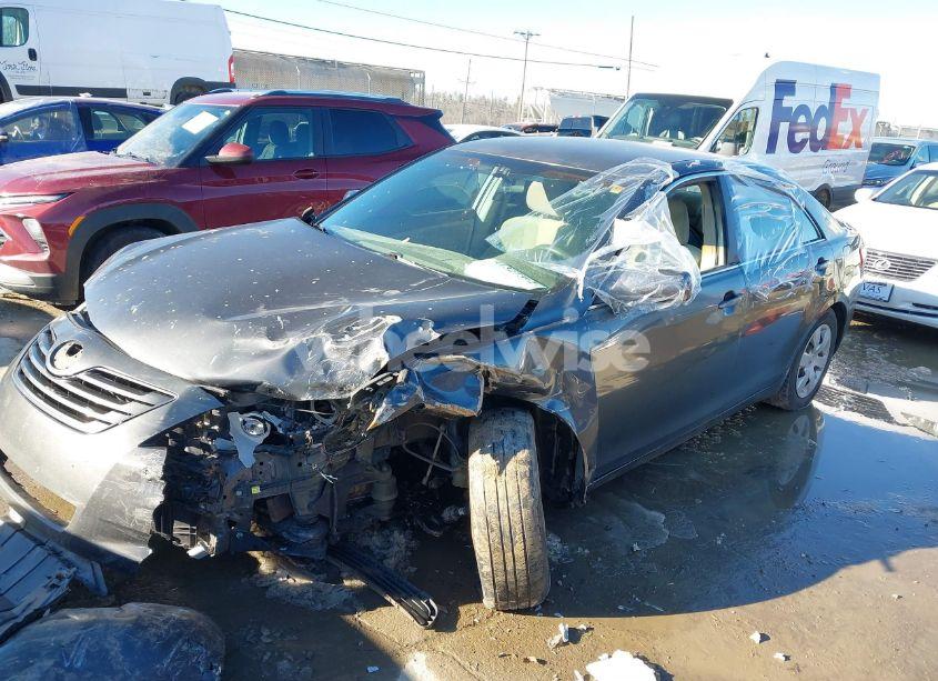 Photo 2 of 2007 Toyota Camry LE (VIN 4T1BE46K77U025101)