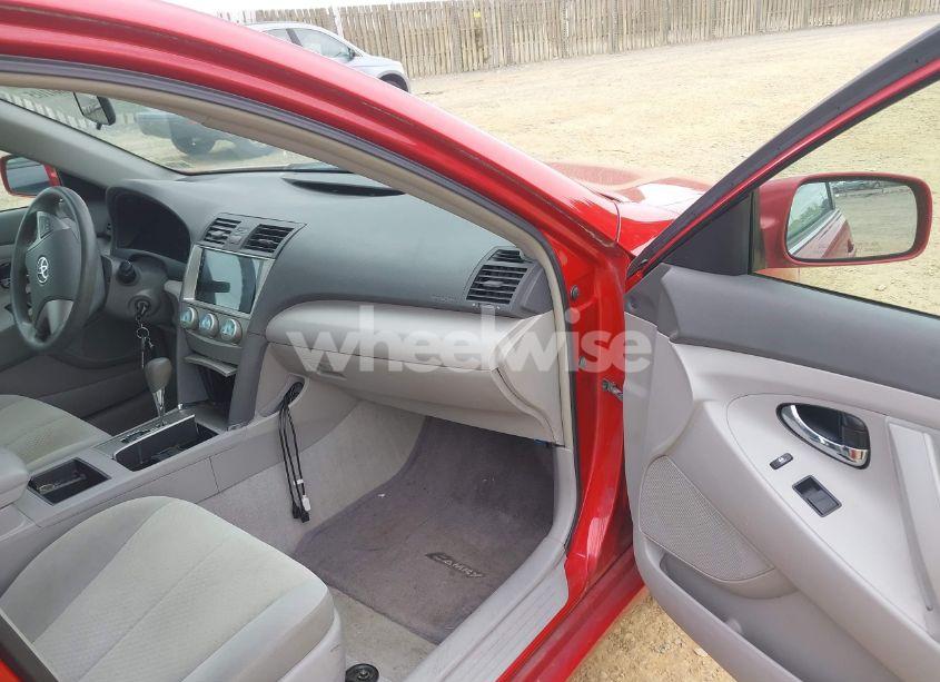 Photo 5 of 2007 Toyota Camry LE (VIN 4T1BE46K77U038172)