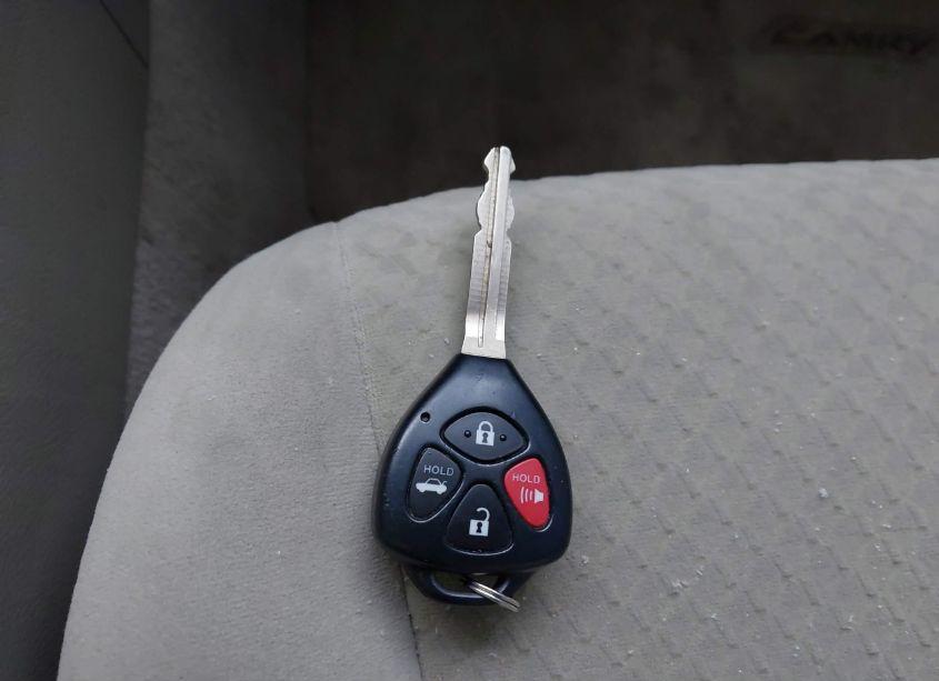 Photo 11 of 2007 Toyota Camry LE (VIN 4T1BE46K77U044635)