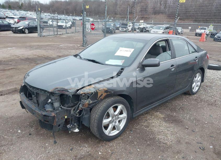 Photo 2 of 2007 Toyota Camry SE (VIN 4T1BE46K77U045221)