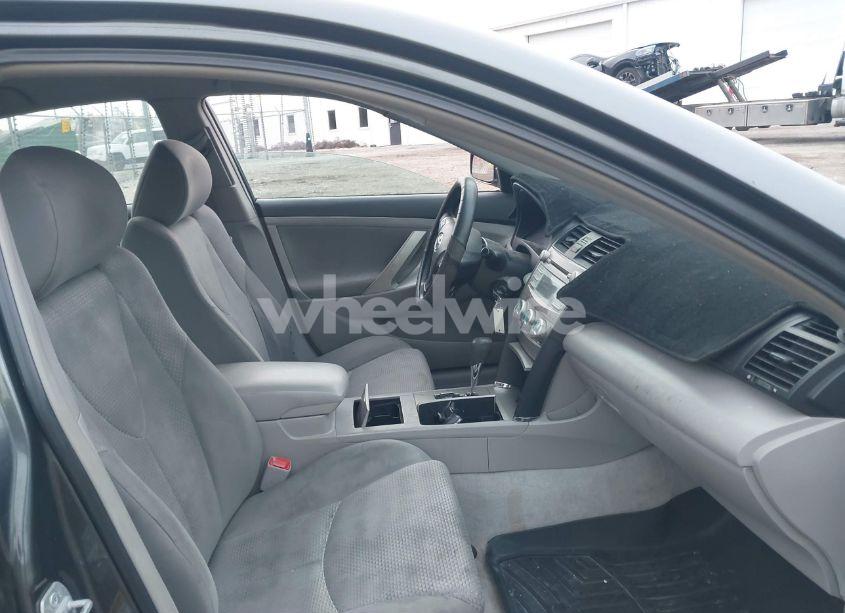 Photo 5 of 2007 Toyota Camry SE (VIN 4T1BE46K77U045221)