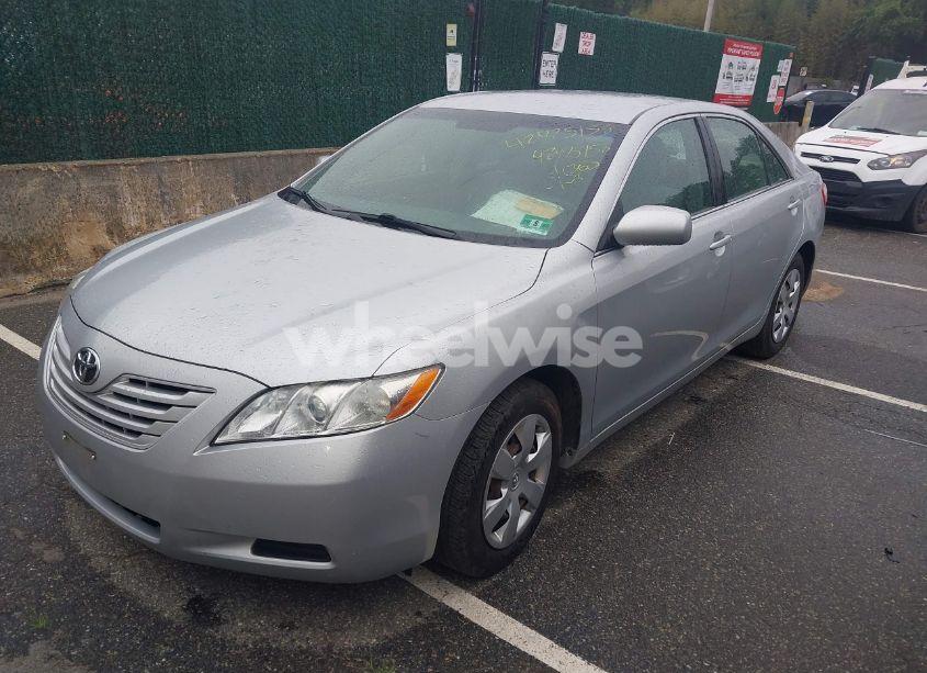 Photo 2 of 2007 Toyota Camry LE (VIN 4T1BE46K77U064206)