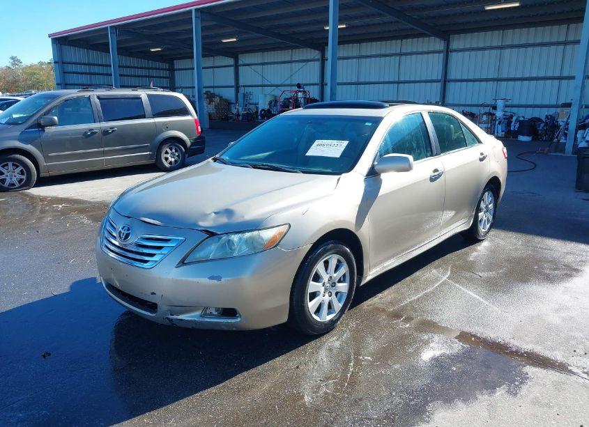 Photo 2 of 2007 Toyota Camry XLE (VIN 4T1BE46K77U067204)