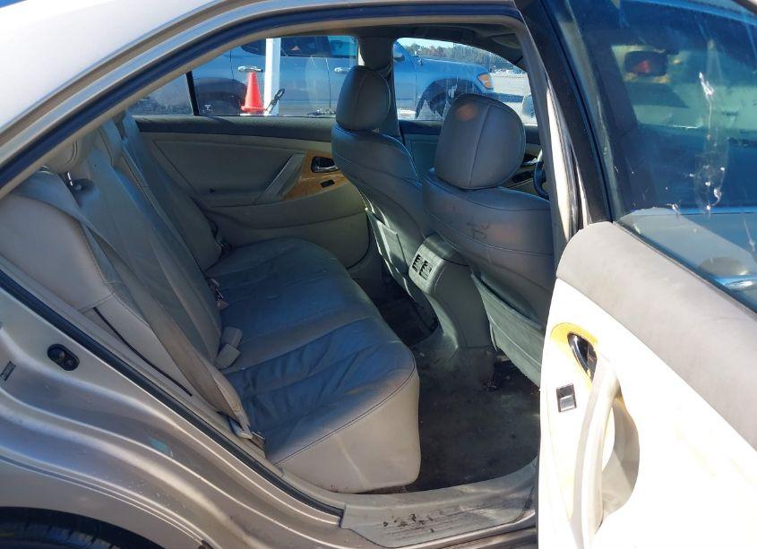 Photo 8 of 2007 Toyota Camry XLE (VIN 4T1BE46K77U067204)