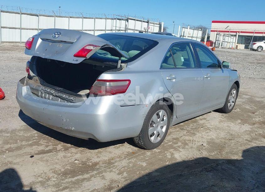 Photo 4 of 2007 Toyota Camry LE (VIN 4T1BE46K77U067493)