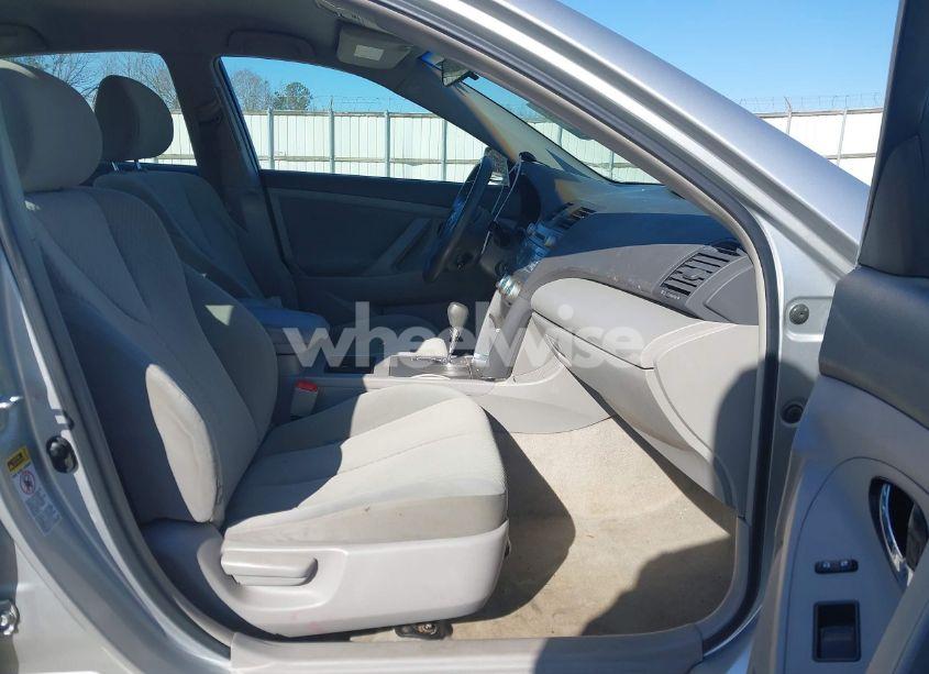 Photo 5 of 2007 Toyota Camry LE (VIN 4T1BE46K77U067493)