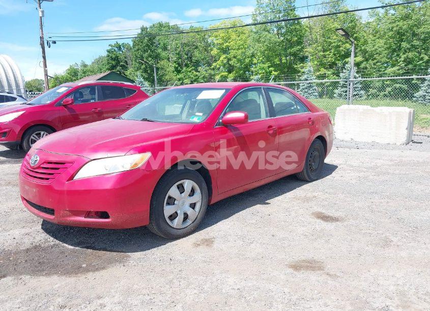 Photo 2 of 2007 Toyota Camry LE (VIN 4T1BE46K77U067512)