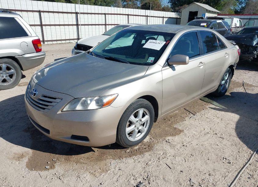Photo 2 of 2007 Toyota Camry LE (VIN 4T1BE46K77U110228)