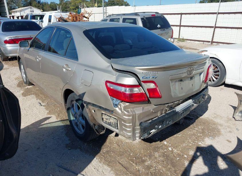 Photo 3 of 2007 Toyota Camry LE (VIN 4T1BE46K77U110228)