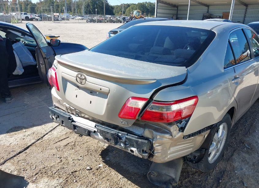 Photo 6 of 2007 Toyota Camry LE (VIN 4T1BE46K77U110228)