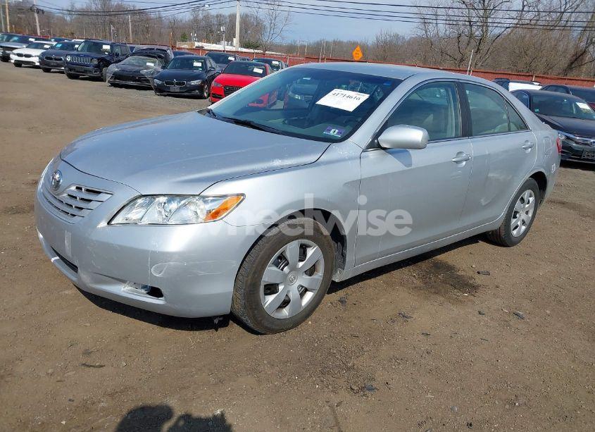 Photo 2 of 2007 Toyota Camry LE (VIN 4T1BE46K77U170994)