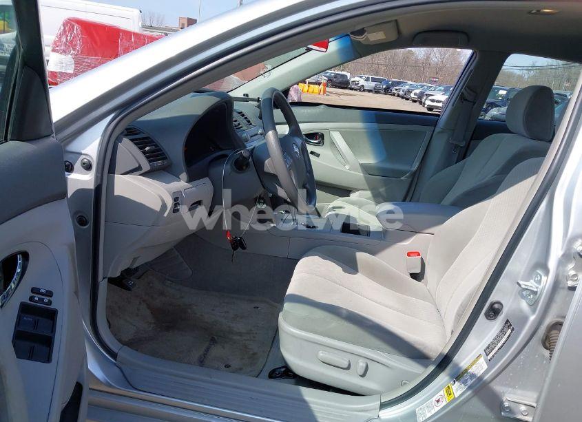 Photo 5 of 2007 Toyota Camry LE (VIN 4T1BE46K77U170994)