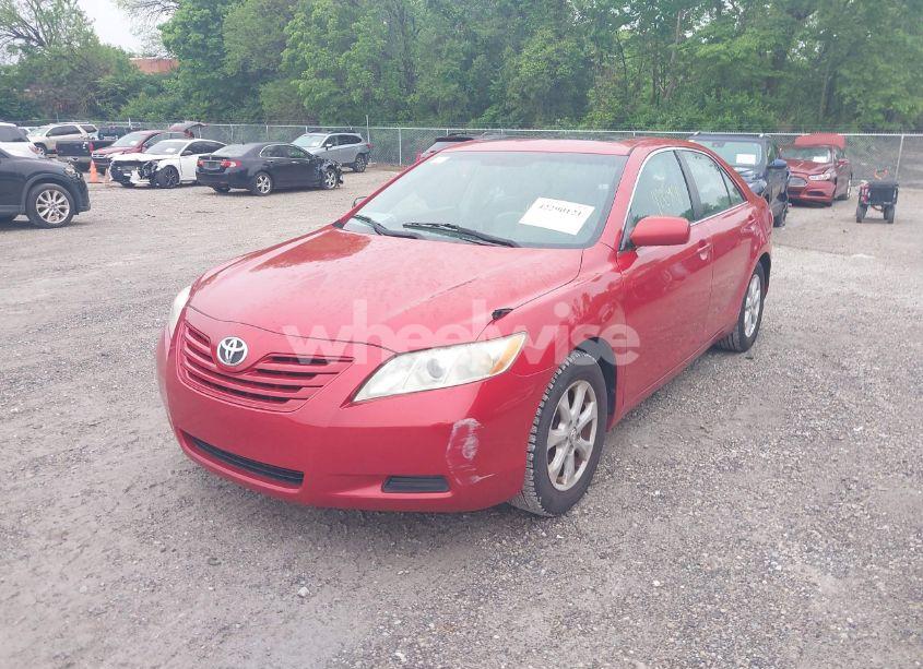 Photo 2 of 2007 Toyota Camry LE (VIN 4T1BE46K77U189934)