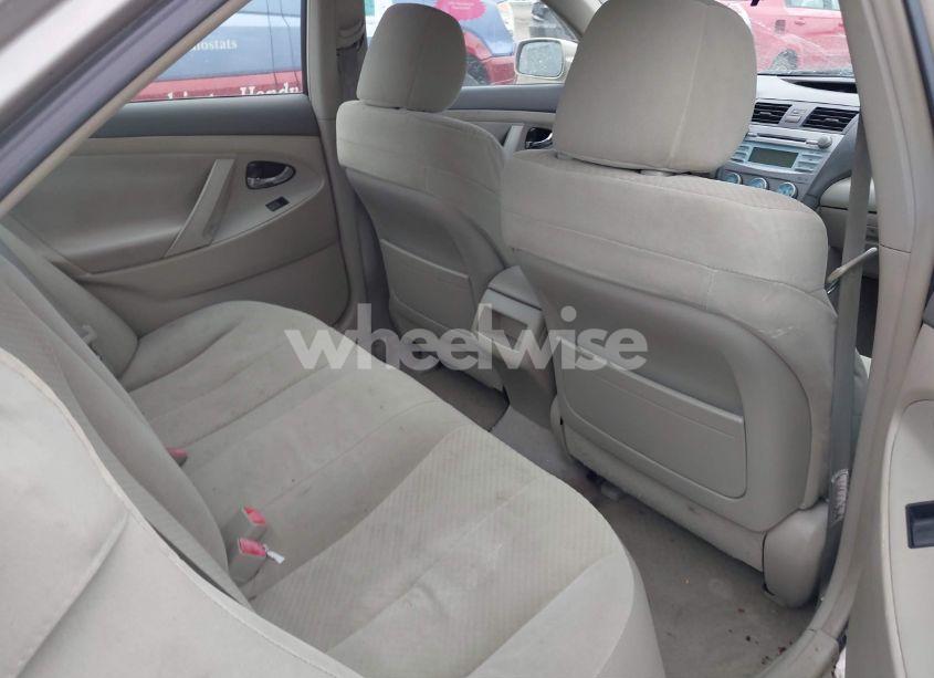 Photo 8 of 2007 Toyota Camry LE (VIN 4T1BE46K77U193739)