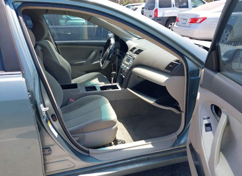 Photo 5 of 2007 Toyota Camry LE (VIN 4T1BE46K77U554872)