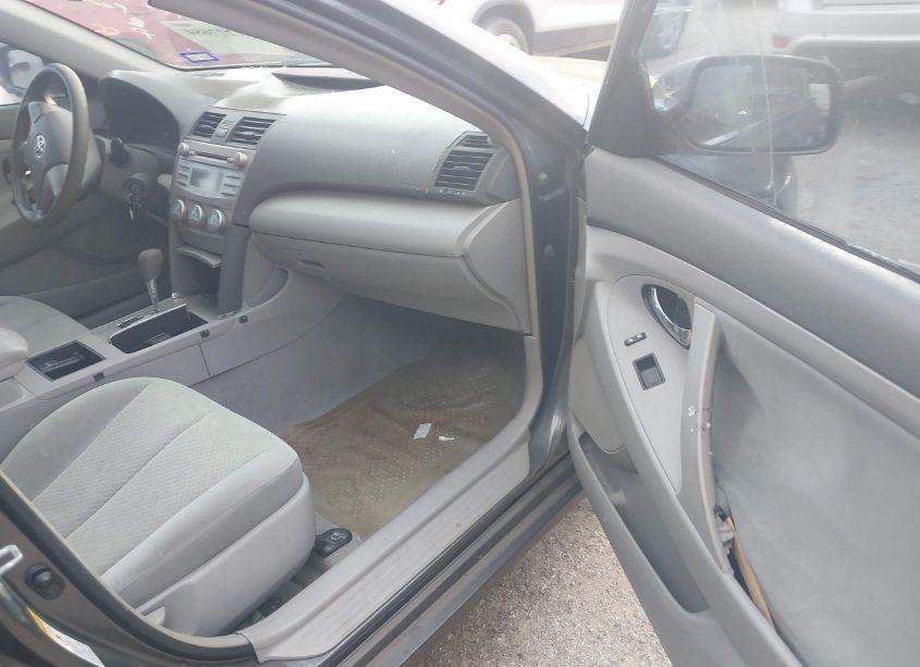 Photo 5 of 2007 Toyota Camry LE (VIN 4T1BE46K77U584471)