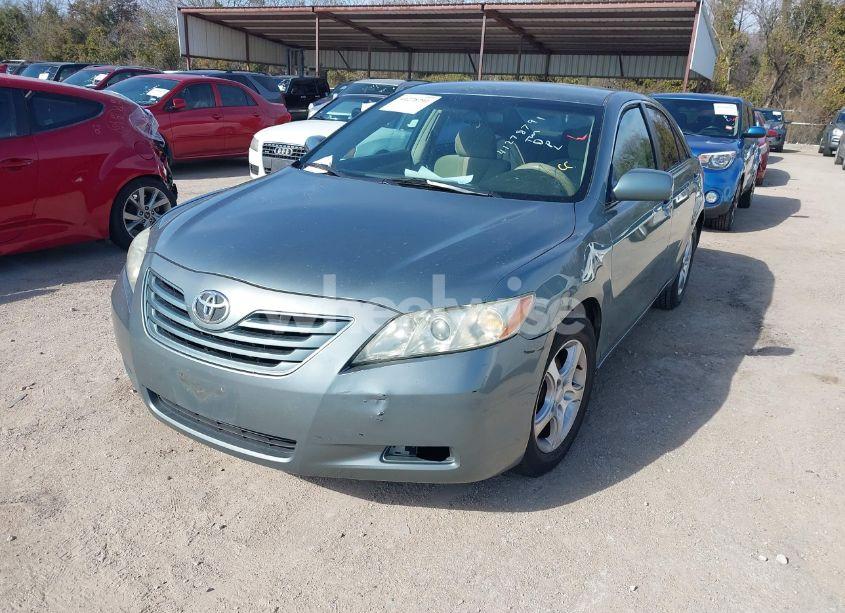 Photo 2 of 2007 Toyota Camry LE (VIN 4T1BE46K77U615282)