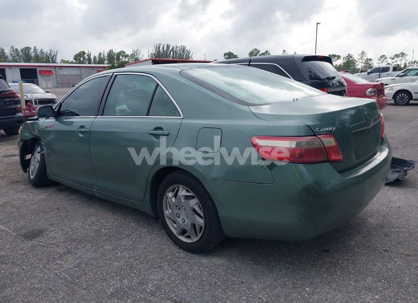 Photo 3 of 2007 Toyota Camry LE (VIN 4T1BE46K77U620501)