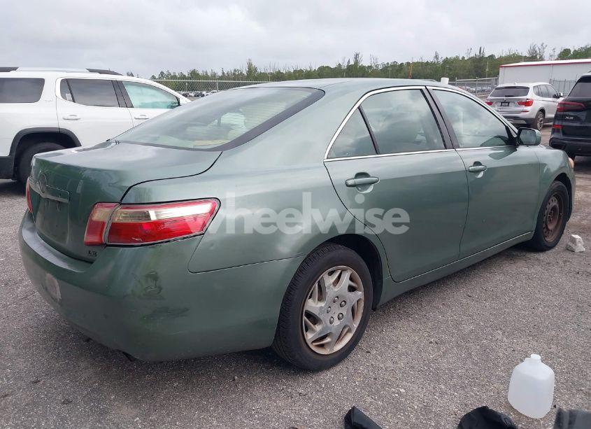 Photo 4 of 2007 Toyota Camry LE (VIN 4T1BE46K77U620501)