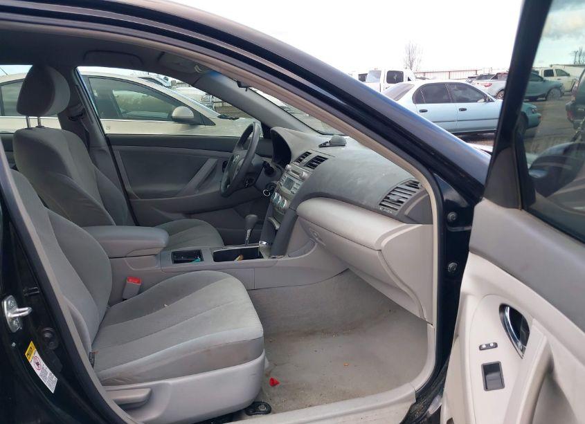 Photo 5 of 2007 Toyota Camry LE (VIN 4T1BE46K77U630932)