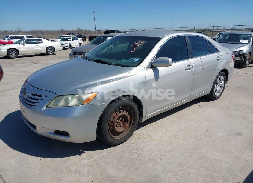 Photo 2 of 2007 Toyota Camry CE (VIN 4T1BE46K77U635869)