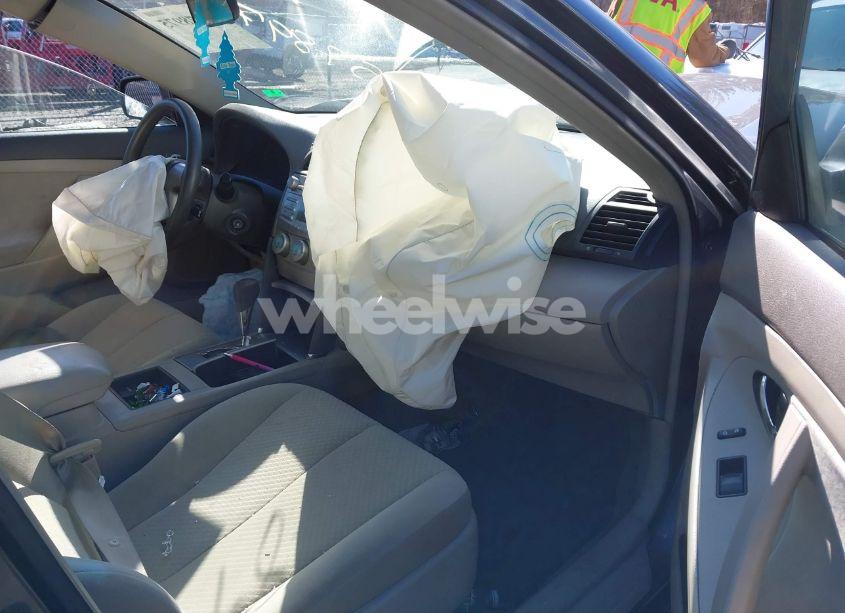 Photo 5 of 2007 Toyota Camry LE (VIN 4T1BE46K77U641722)