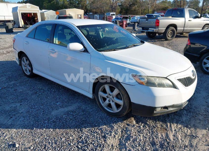 2007 Toyota Camry SE (VIN 4T1BE46K77U653157) main photo