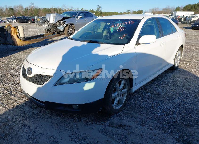Photo 2 of 2007 Toyota Camry SE (VIN 4T1BE46K77U653157)