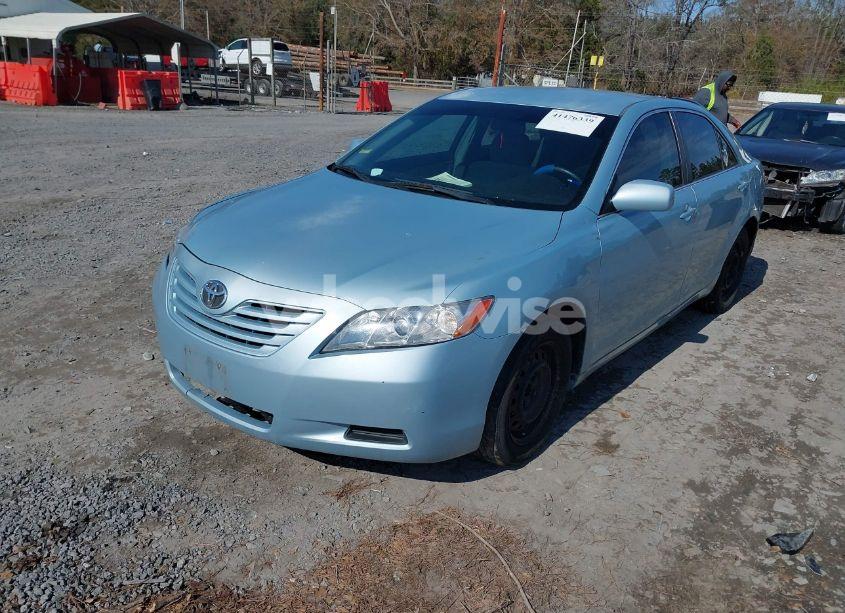 Photo 2 of 2007 Toyota Camry LE (VIN 4T1BE46K77U673991)