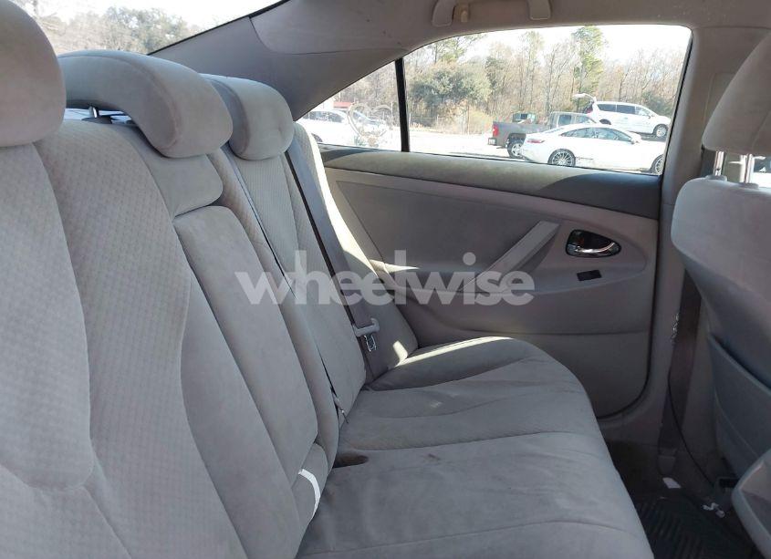 Photo 8 of 2007 Toyota Camry LE (VIN 4T1BE46K77U673991)