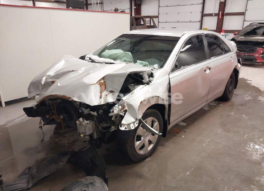 Photo 2 of 2008 Toyota Camry LE (VIN 4T1BE46K78U195850)