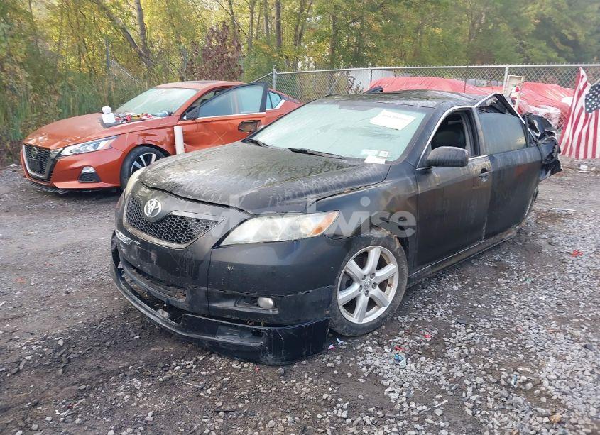 Photo 2 of 2008 Toyota Camry SE (VIN 4T1BE46K78U199087)
