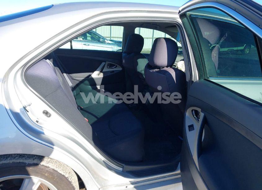 Photo 8 of 2008 Toyota Camry SE (VIN 4T1BE46K78U744141)