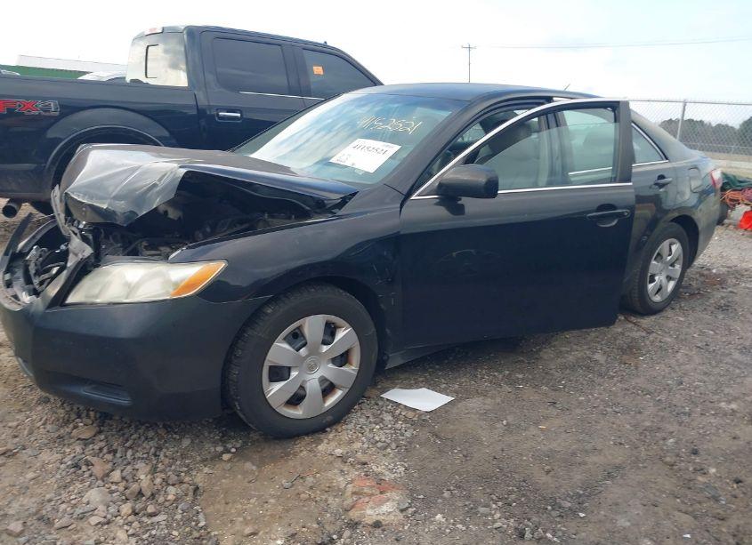 Photo 2 of 2008 Toyota Camry LE (VIN 4T1BE46K78U785479)