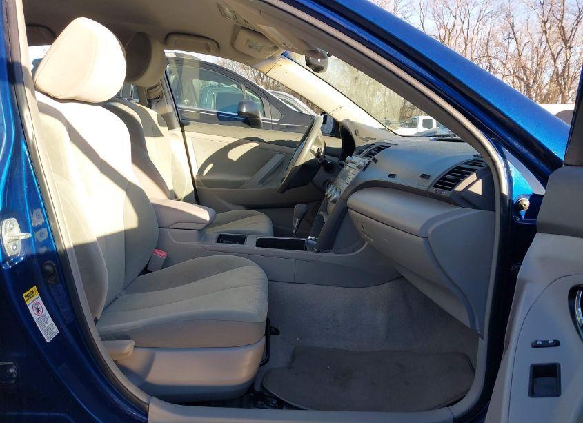 Photo 5 of 2009 Toyota Camry LE (VIN 4T1BE46K79U264795)