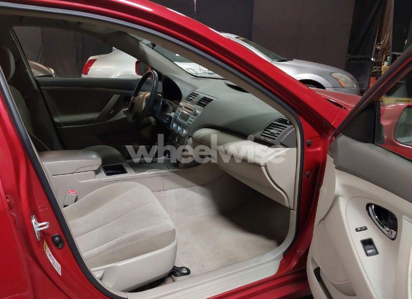 Photo 5 of 2009 Toyota Camry LE (VIN 4T1BE46K79U269365)