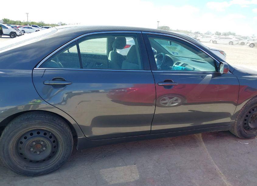 Photo 13 of 2009 Toyota Camry LE (VIN 4T1BE46K79U280947)