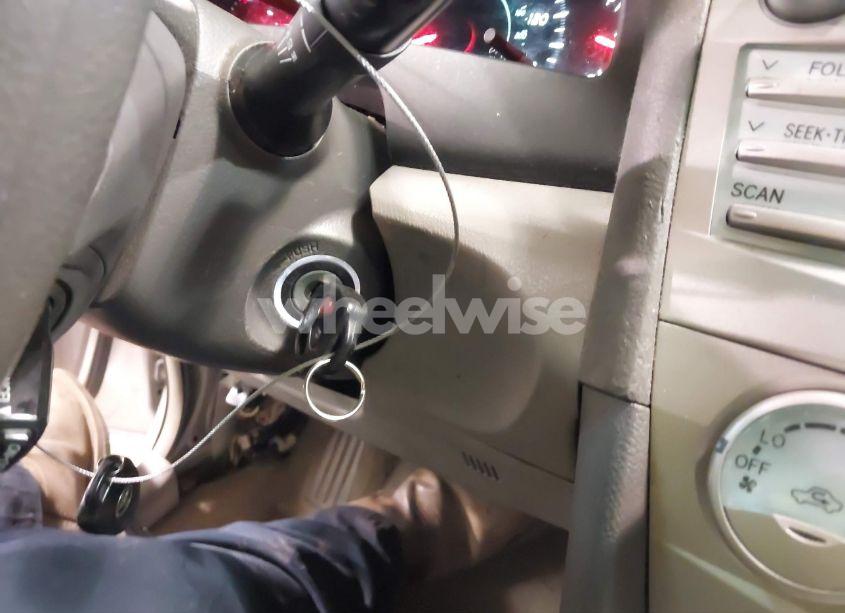 Photo 11 of 2009 Toyota Camry LE (VIN 4T1BE46K79U290586)