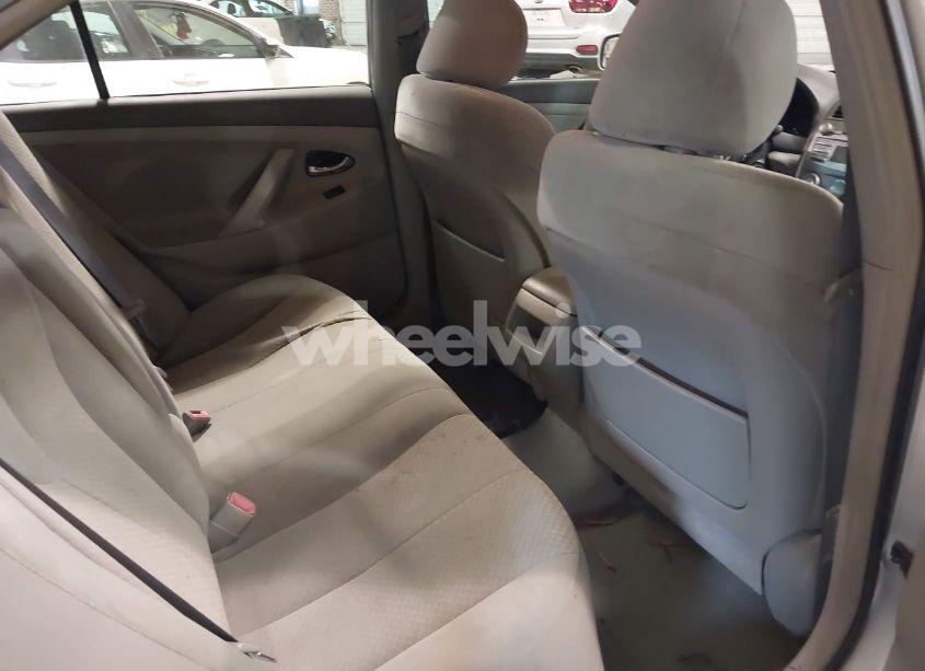 Photo 8 of 2009 Toyota Camry LE (VIN 4T1BE46K79U290586)