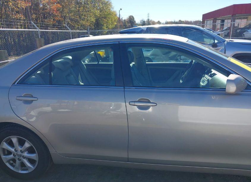 Photo 13 of 2009 Toyota Camry LE (VIN 4T1BE46K79U290880)