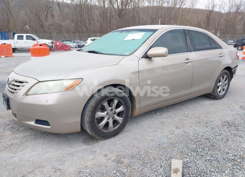 Photo 2 of 2009 Toyota Camry LE (VIN 4T1BE46K79U299045)