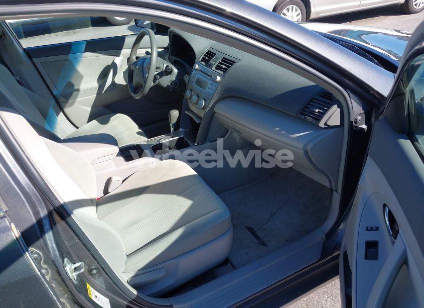 Photo 5 of 2009 Toyota Camry LE (VIN 4T1BE46K79U304843)