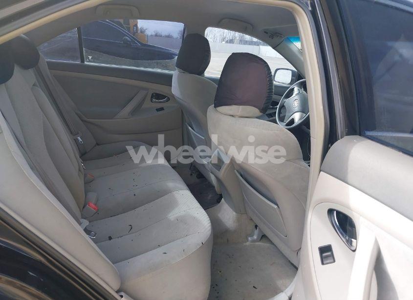 Photo 8 of 2009 Toyota Camry LE (VIN 4T1BE46K79U323148)